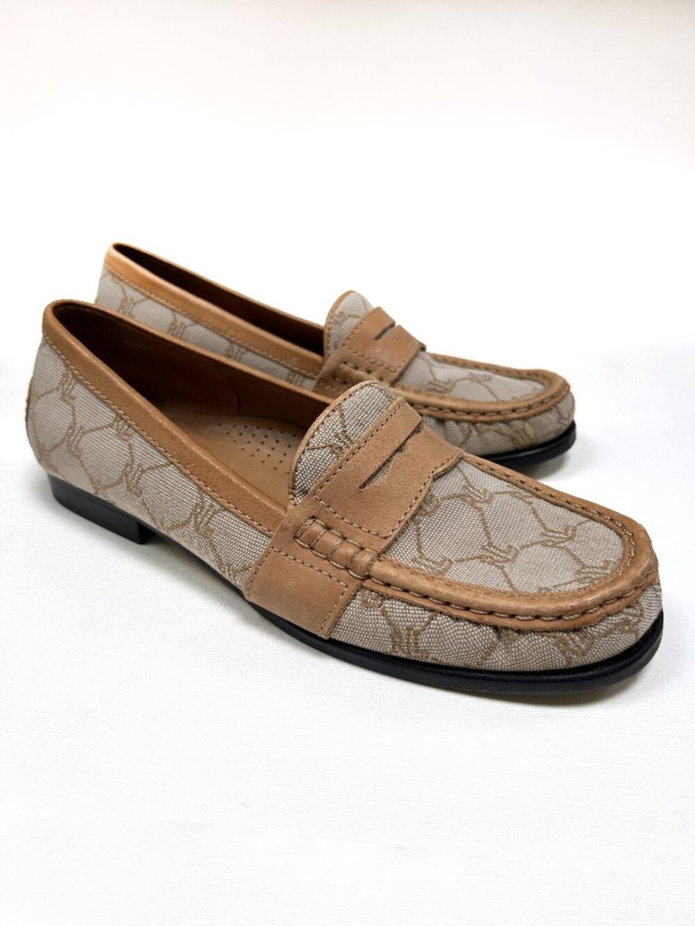 Lauren Ralph Lauren Bree Tan Signature Monogram Penny Loafers Women's Size 7.5